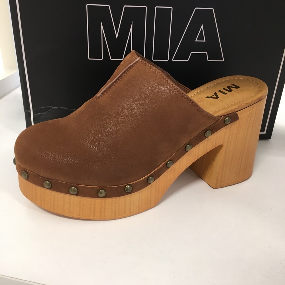 🤎Mia Clog W/ Heel 🤎 - Picture 2 of 3